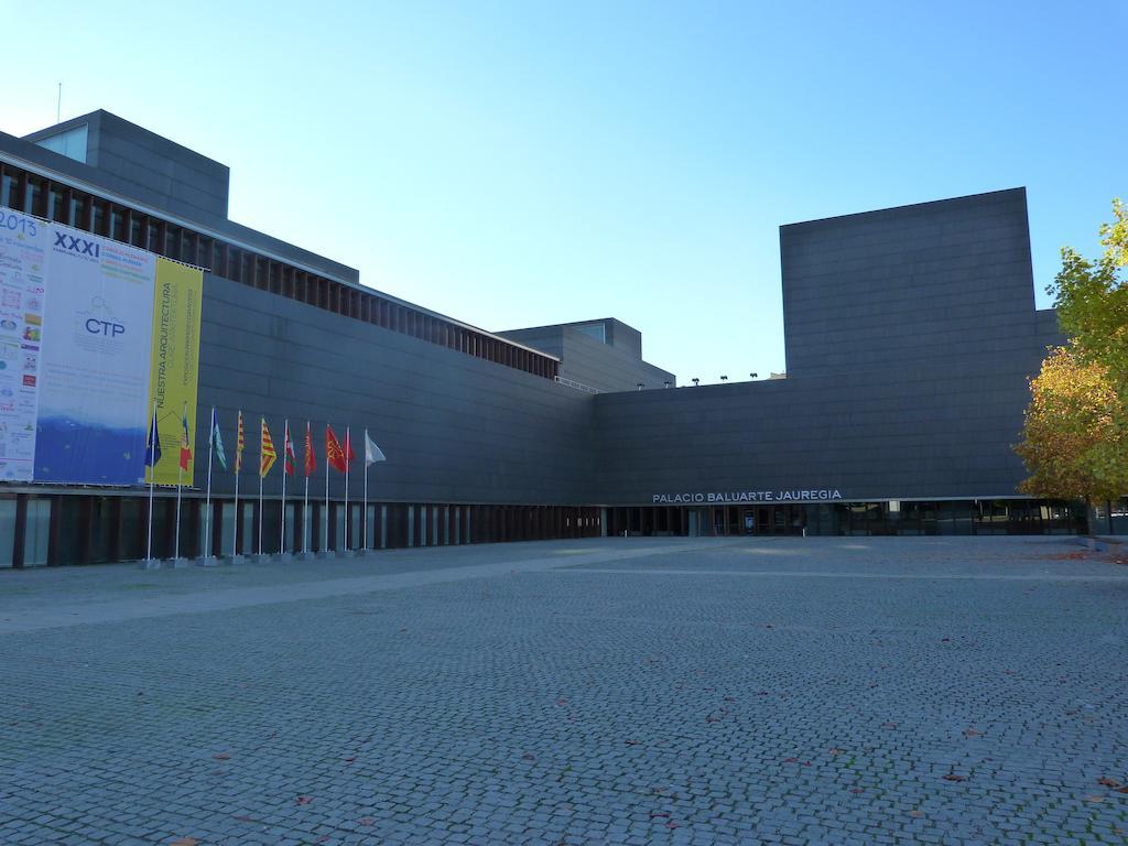 Apartamento Berria Pamplona Exterior foto